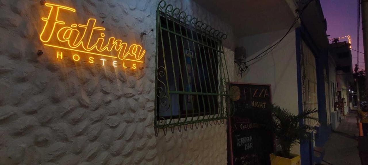 Hostel Santa Marta *